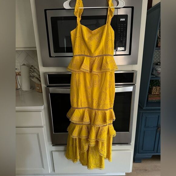 X by NBD Haze Midi Dress in Beeswax Yellow - Picture 2 of 5